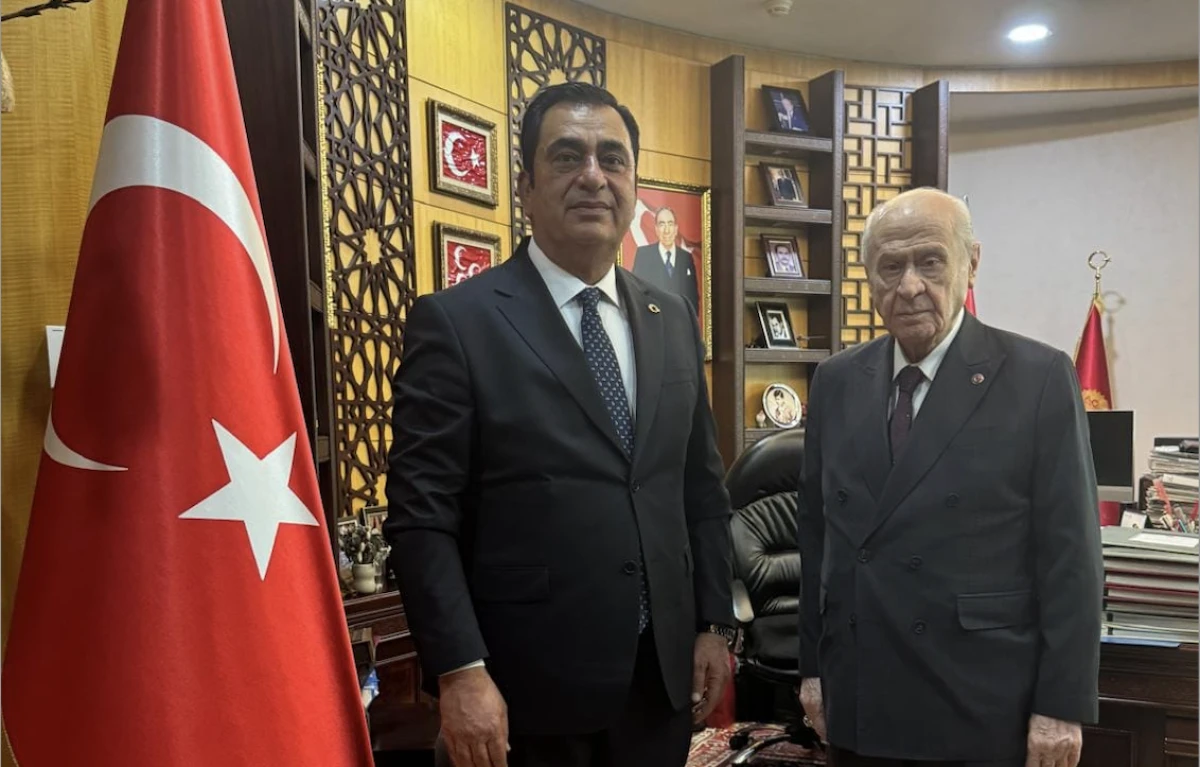 İzol Aşireti Reisi Medeni İzol Devlet Bah&ccedil;eli'yi ziyaret etti