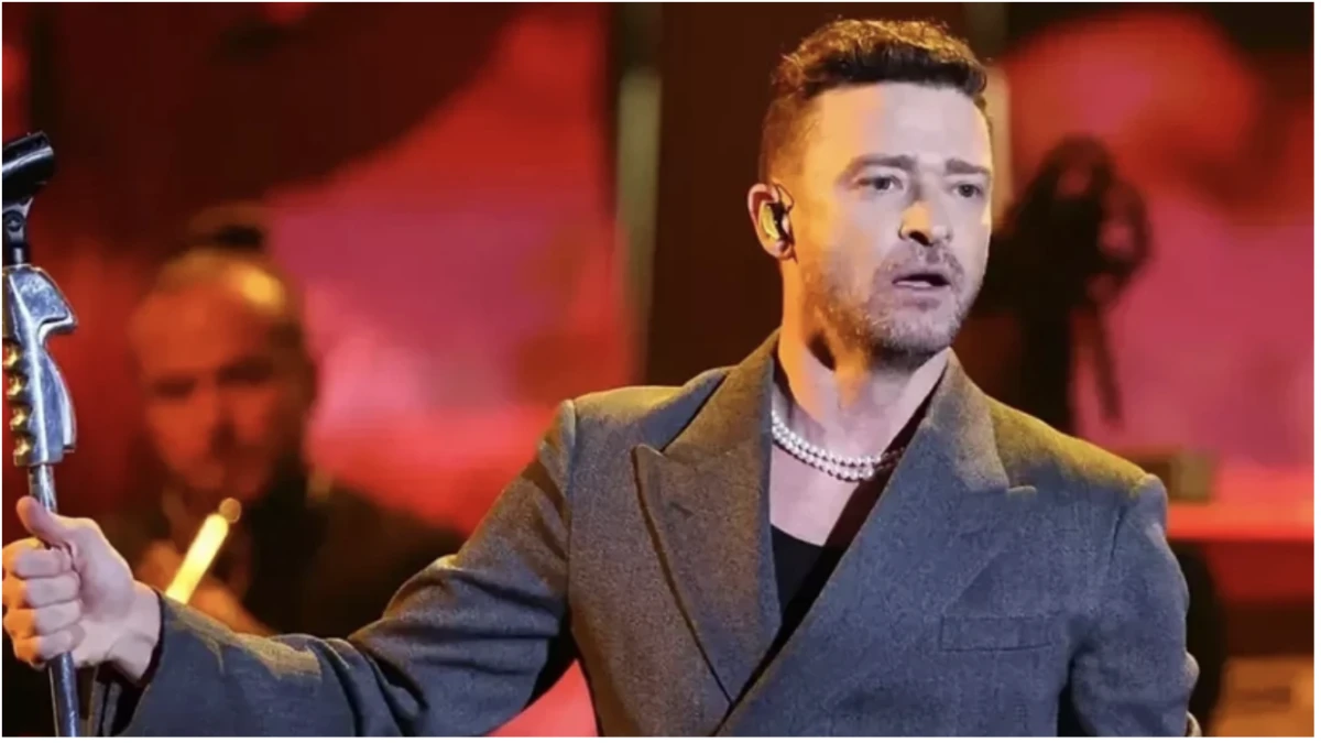 Justin Timberlake, 11 yıl sonra İstanbul Teknik Üniversitesi Stadyumu'nda sahne aldı.