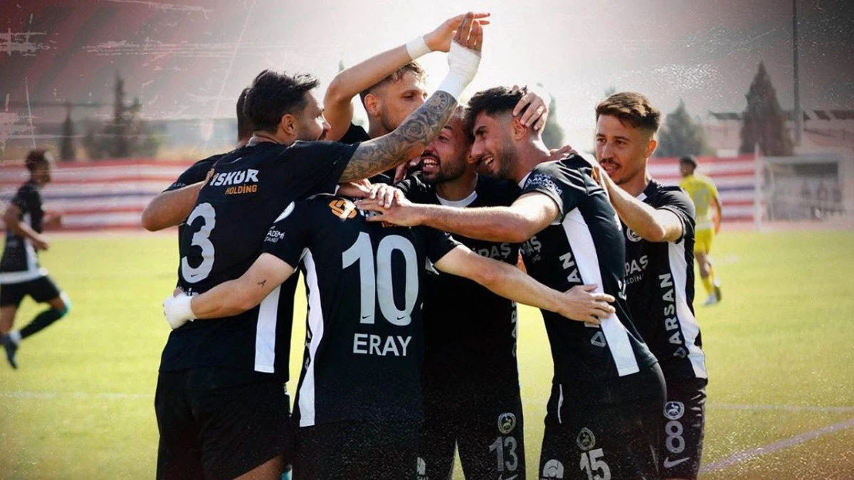 Kahramanmaraş İstiklalspor, Muşspor'u 2-0 Yendi: Kritik Zaferin Perde Arkası