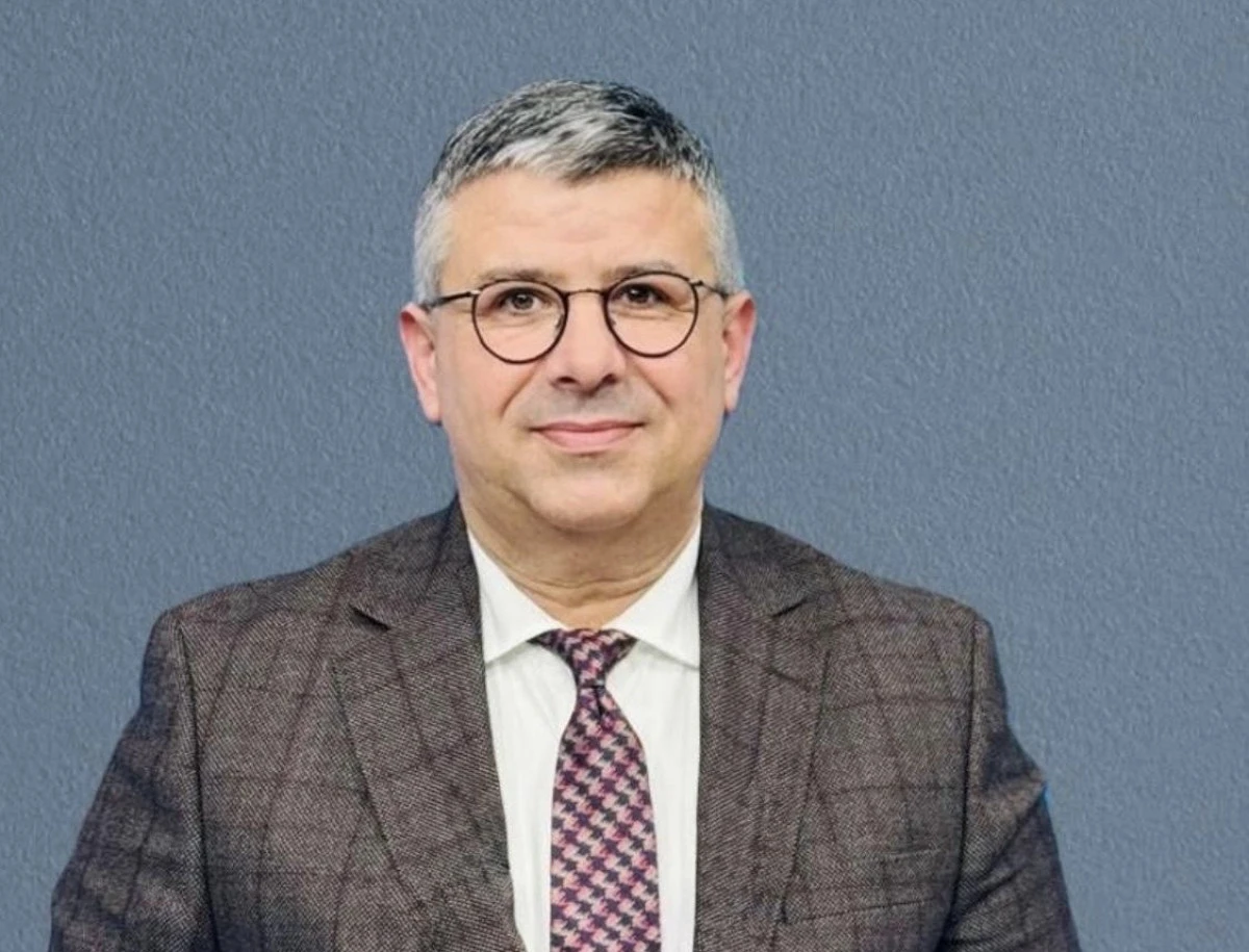 Kamuran Sayhan: “MHP ile DEM aynı masada otursa ne olur?”