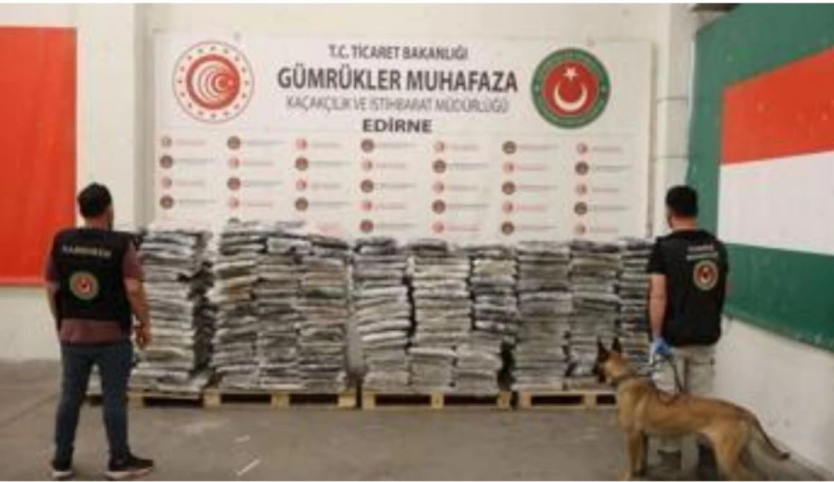 Kapıkule'de 1,2 Ton Uyuşturucu Ele Ge&ccedil;irildi