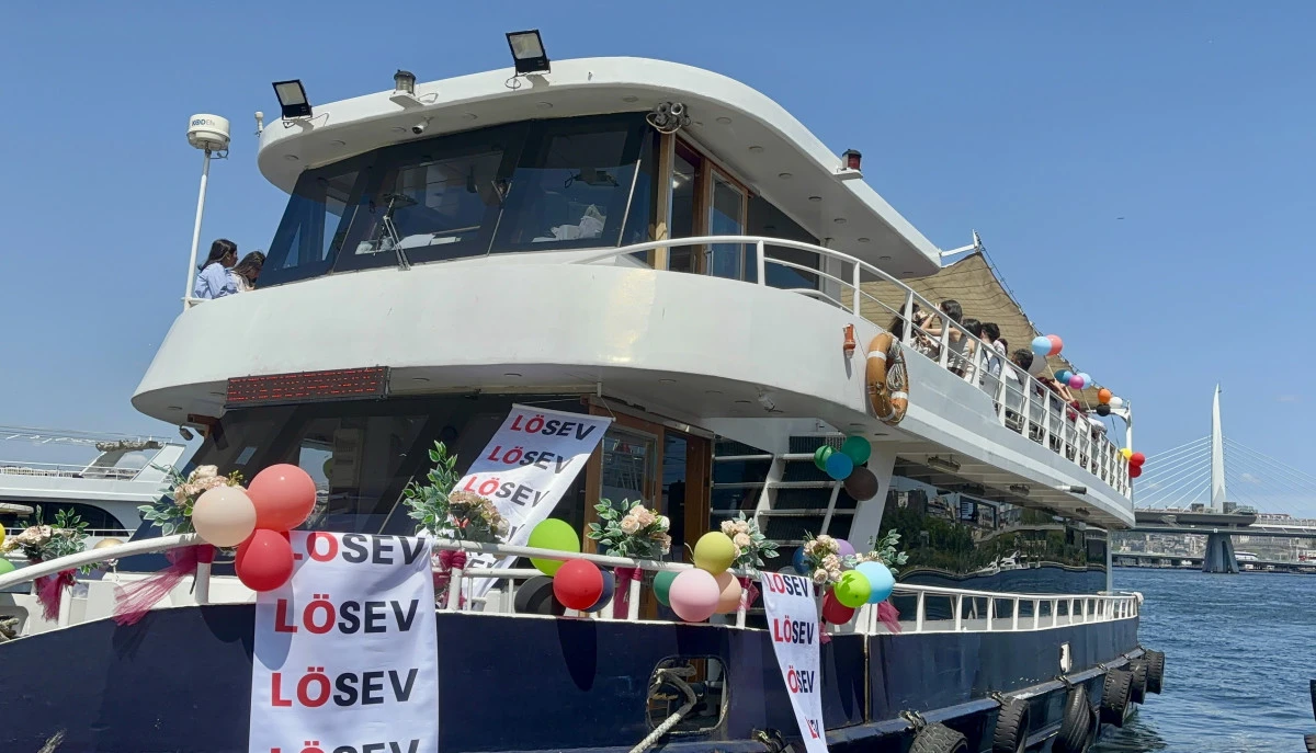 LÖSEV İSTANBUL’DA  KARNE HEYECANI
