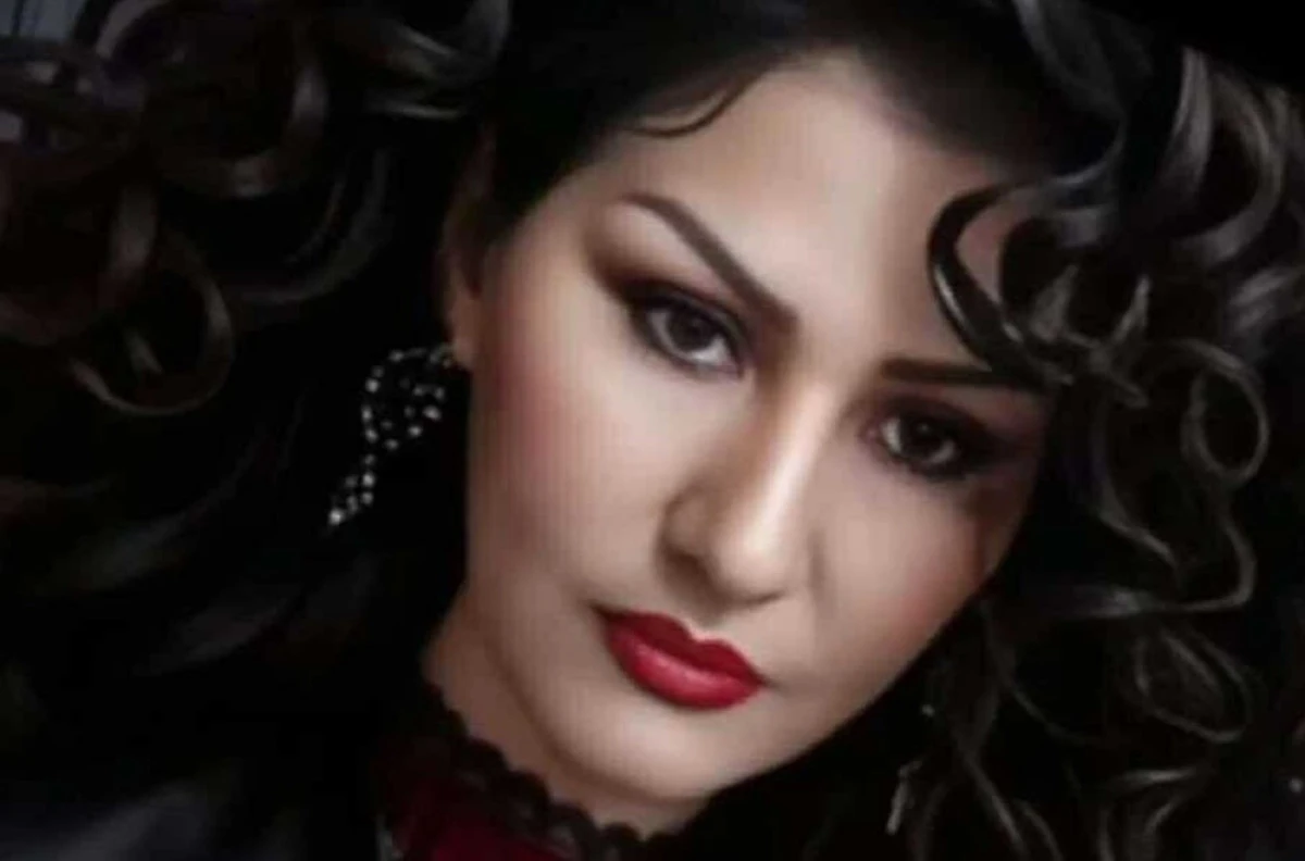 MELİS MELİNA YENİ KLİBİNİ DUBAİ’DE ÇEKTİ