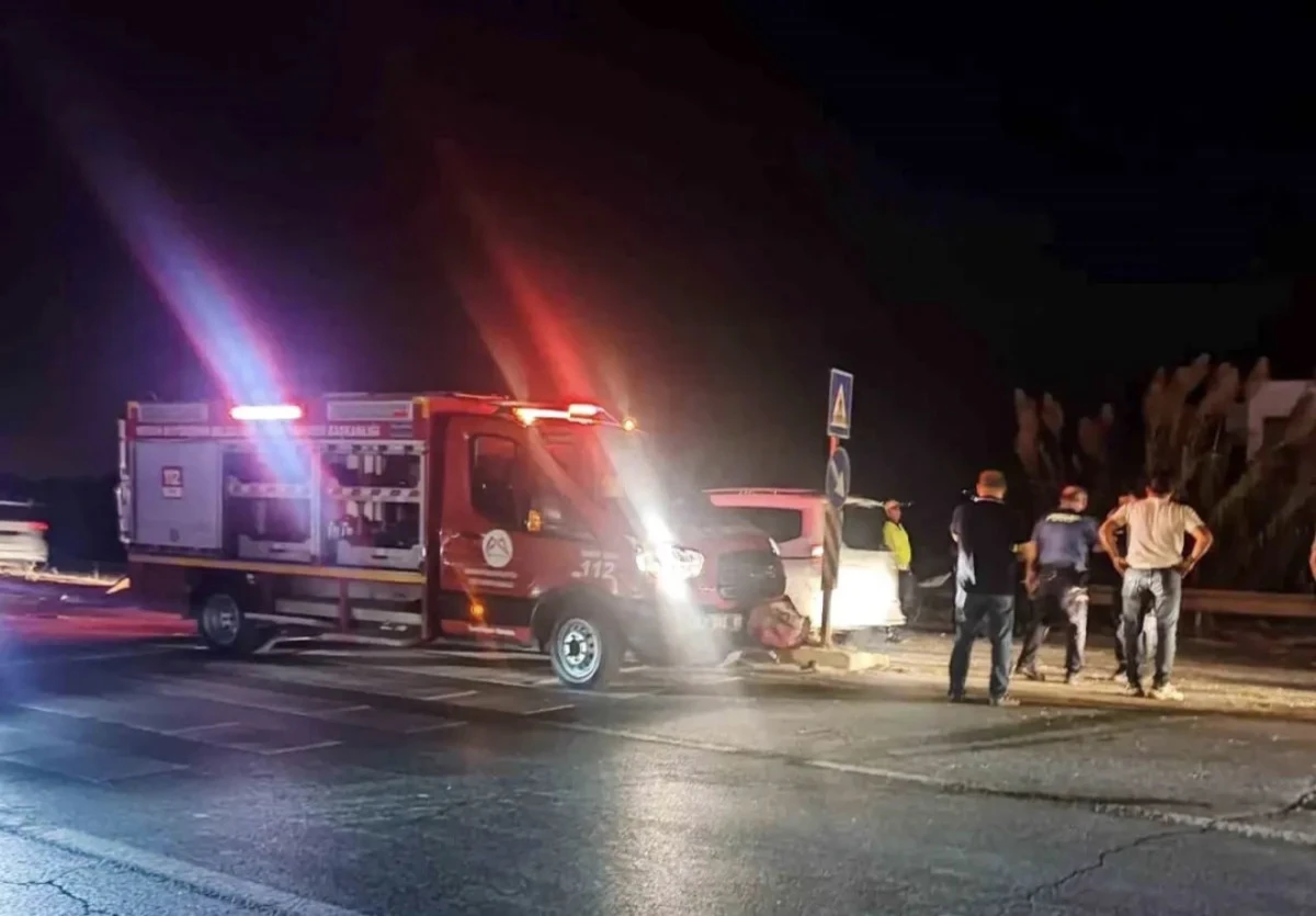 Mersin Tarsus’ta Trafik Kazası: 1 Ölü, 4 Yaralı