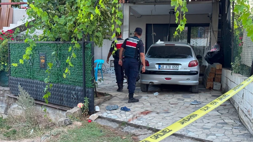 Muğla Fethiye&rsquo;de Komşu Kavgası Kanlı Bitti: 1 &Ouml;l&uuml;, 2 Yaralı