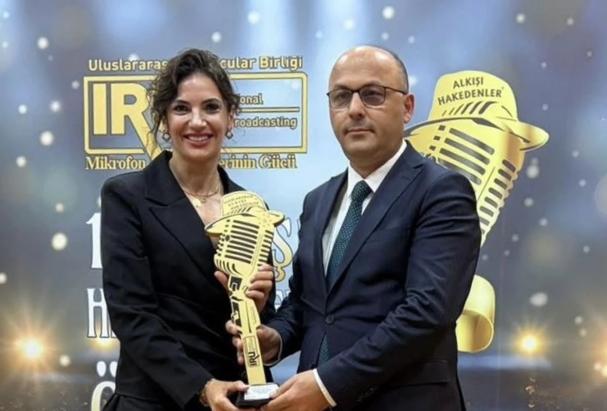 Muhammet Ka&ccedil;ar (BHA)&rsquo;a &ldquo;Yılın Alkışı Hakeden Haber Ajansı&rdquo; &Ouml;d&uuml;l&uuml;!