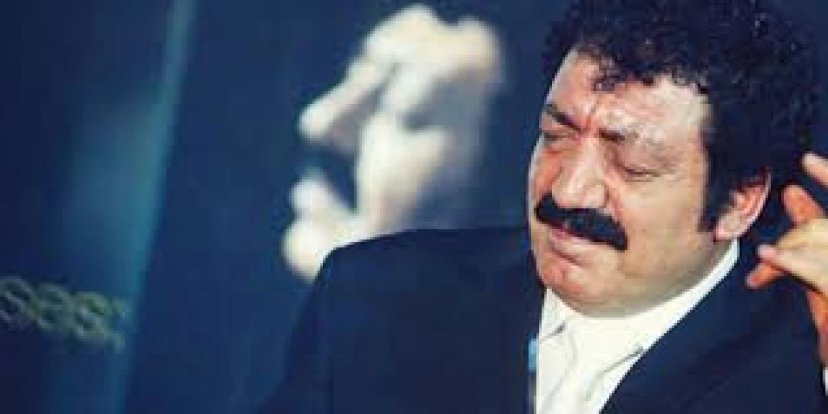 M&uuml;sl&uuml;m G&uuml;rses Kimdir? Arabesk M&uuml;ziğin Babası M&uuml;sl&uuml;m Baba'nın Hayatı, Alb&uuml;mleri ve 13. Vefat Yıld&ouml;n&uuml;m&uuml;