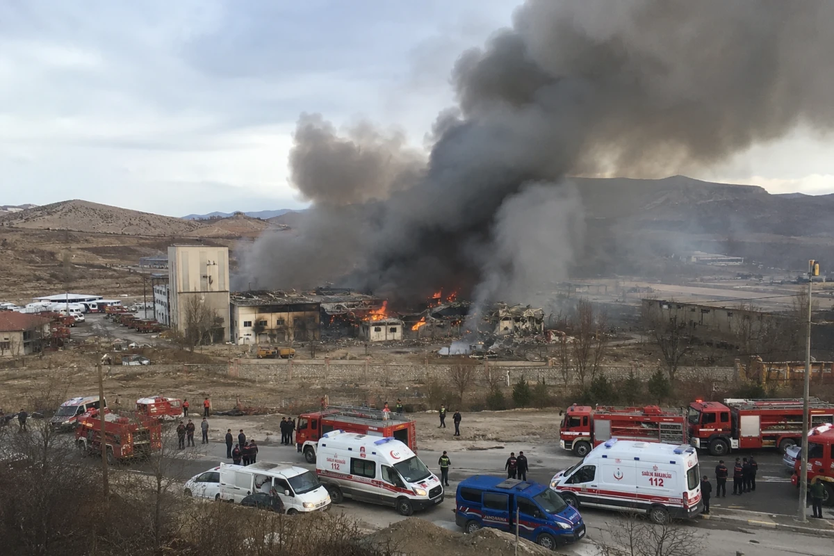 Niğde'de Havai Fişek Fabrikasında Patlama Yaralılar Var