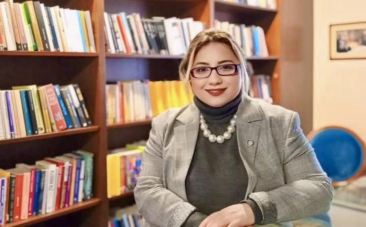 Nuşin Kazak yazdı: Zirvelere Yalnız Çıkanlar, Alkışları Kiminle Paylaşır?