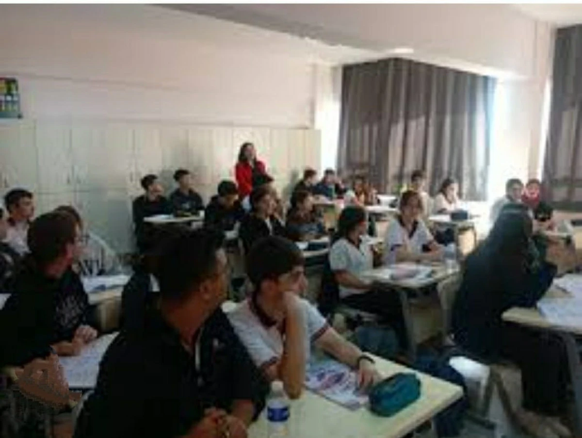 Öğretmenin Durumu ve Toplumun Sorumluluğu