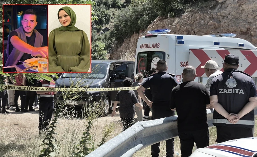 Park halindeki arabada &ouml;l&uuml; bulundular