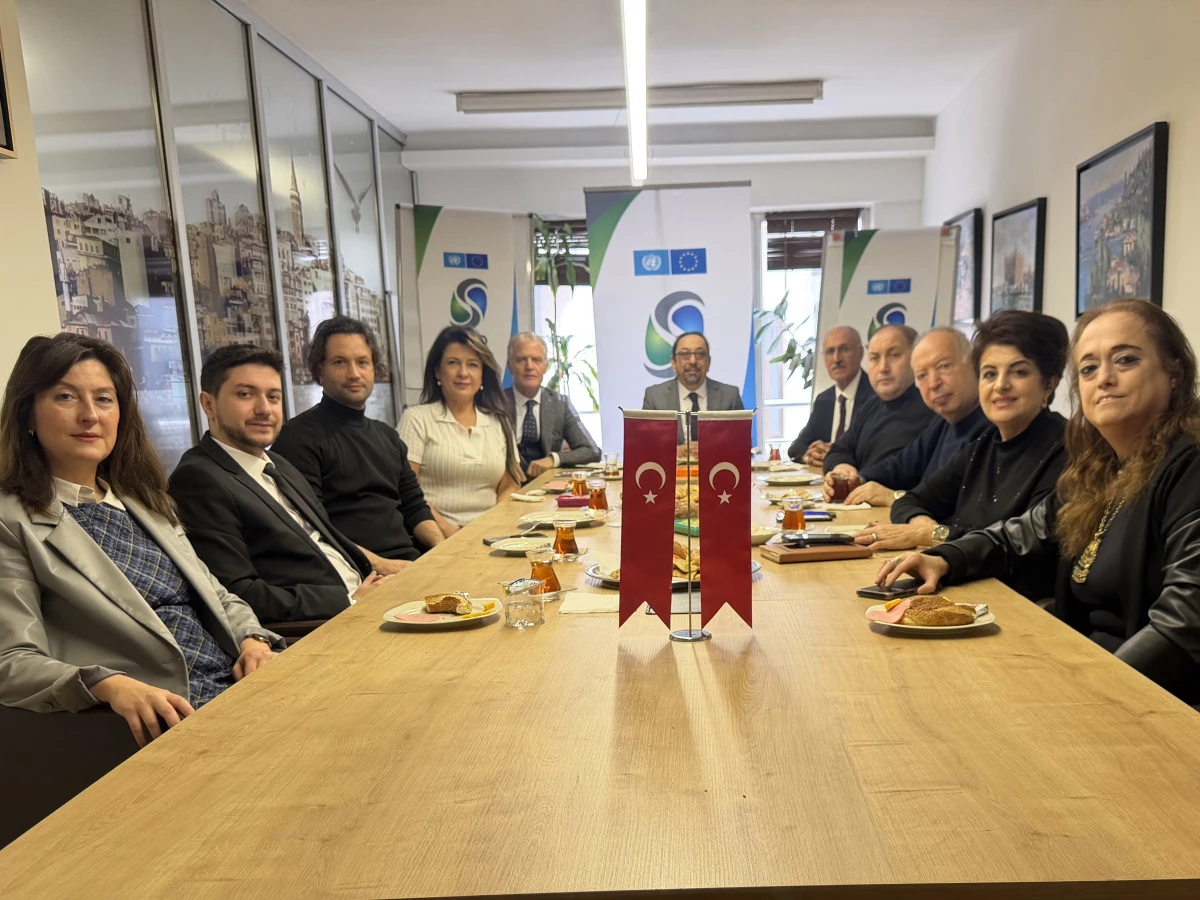 SDID Sivil Diplomasi ve İş D&uuml;nyası Derneği Taksim&rsquo;de İlk Toplantısını Ger&ccedil;ekleştirdi!
