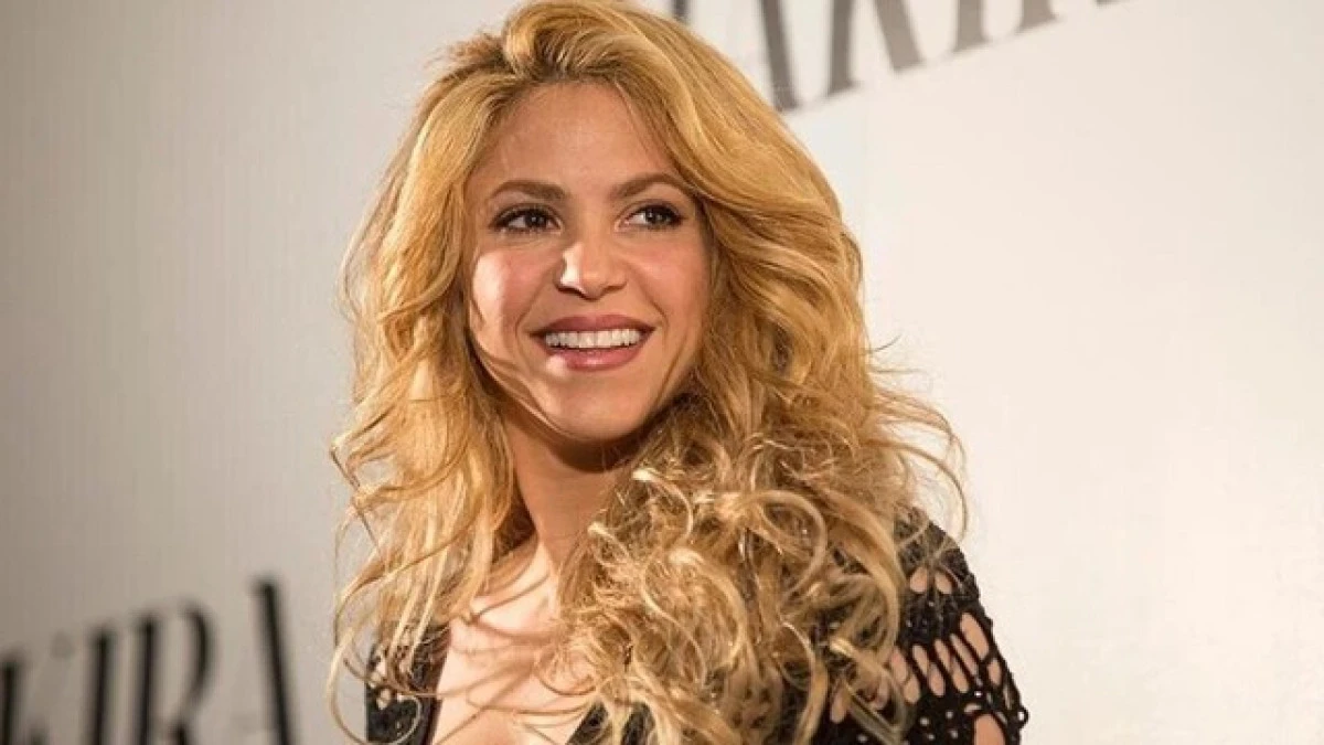 Shakira Neden Gündem Oldu? Oğullarıyla Film Galasına Katılan Shakira'nın Stilistiyle Yaşadığı Tuhaf Anlar Gündem Oldu