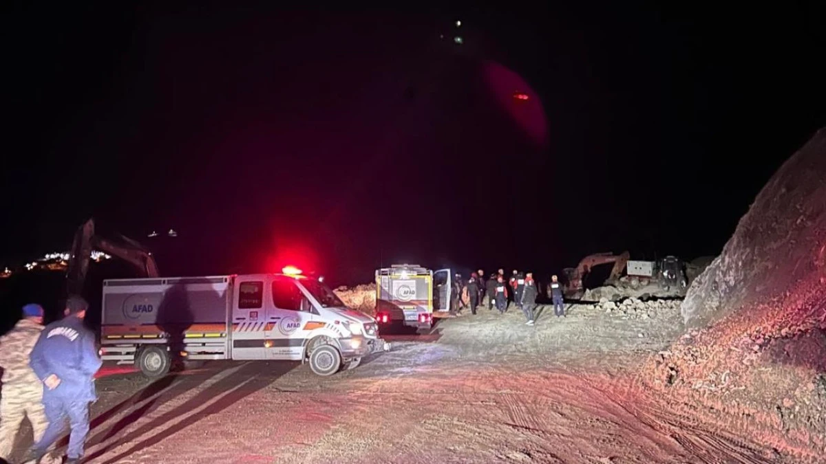 Sivas Divriği Maden Ocağında Korkunç Göçük: Şantiye Müdürü Enkaz Altında! Kurtarma Ekipleri Seferber Oldu