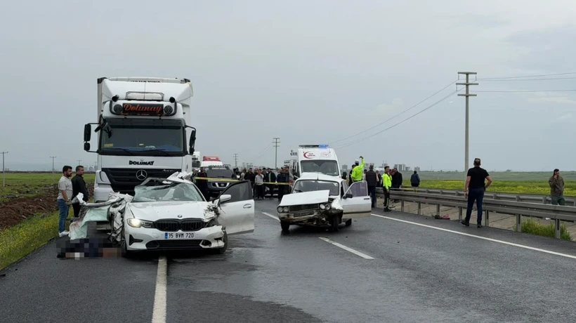 Siverek&rsquo;te Zincirleme Trafik Kazası: 2 &Ouml;l&uuml;, 2 Yaralı
