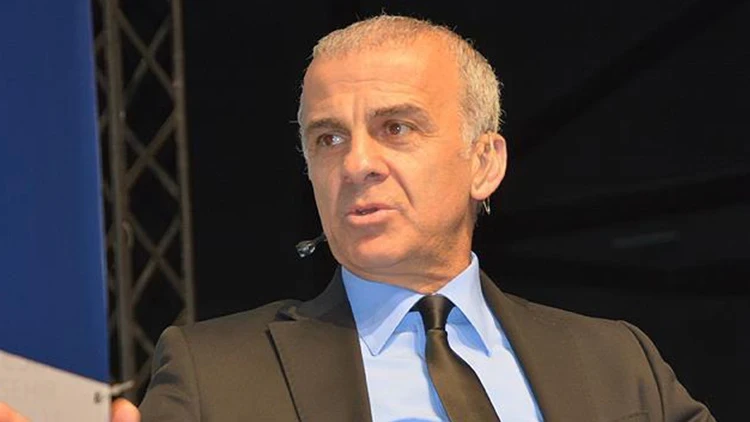 SON DAKİKA | Fenerbah&ccedil;e&rsquo;de Yeni D&ouml;nem: Oğuz &Ccedil;etin Menajerlik G&ouml;revine Hazırlanıyor