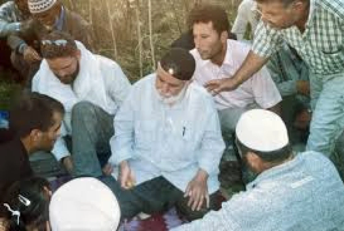 Sultan Hüseyin Gümüş K.S.A. (Efendi Baba): Manevi Bir Önderin Hayatı