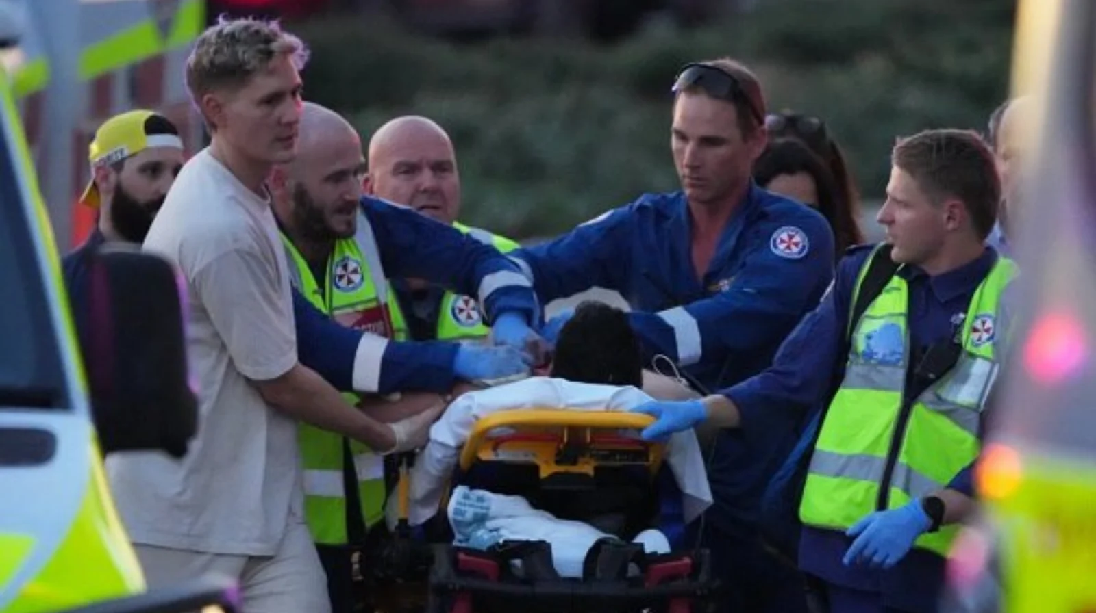 Sydney Hanuka Saldırısı: İsrail, Avustralya Hükümetini Antisemitizm Politikalarıyla Suçladı – Son Dakika Gelişmeleri