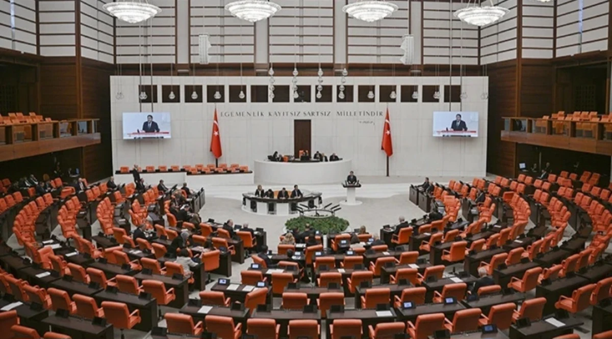 TBMM'de Emniyet ve Basına İlişkin D&uuml;zenlemede 3 Madde Daha Kabul Edildi