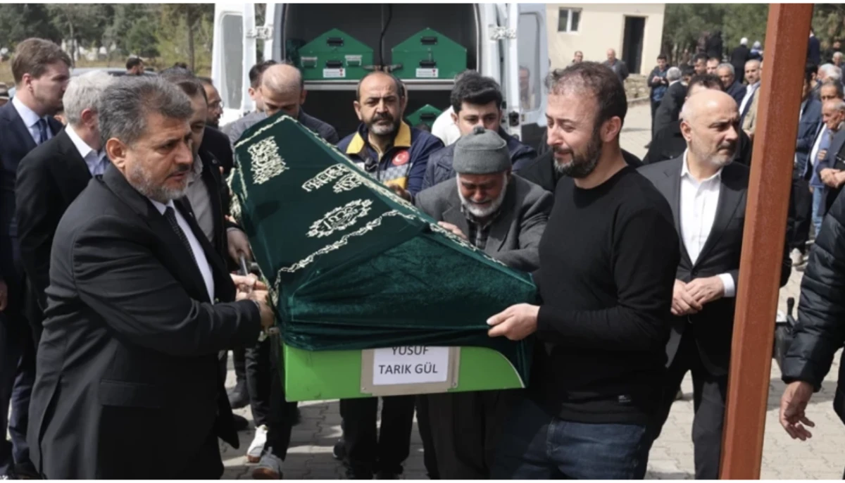 &ldquo;Tek &Ccedil;ocuğumuzdu, 11 Yaşında Melek Oldu&rdquo;&hellip; Kahramanmaraş Okul Saldırısında Acılı Babanın S&ouml;zleri Y&uuml;reklere Ateş D&uuml;şt&uuml;