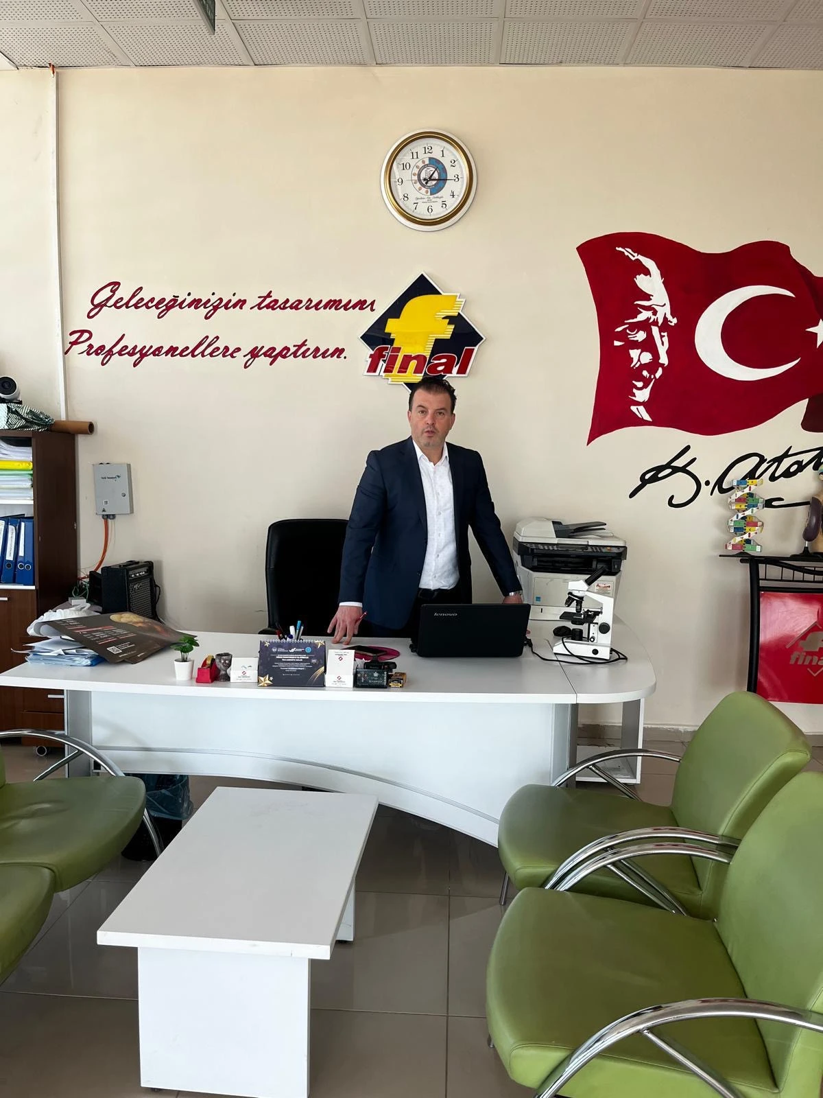 Toplumsal Travma, &Ccedil;ocuklarımızın Kalbinde Patlıyor