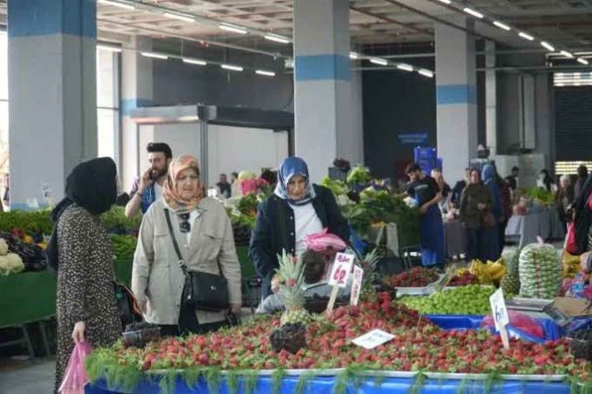 Ümraniye Belediyesi pazar yeri projesinde skandal 
