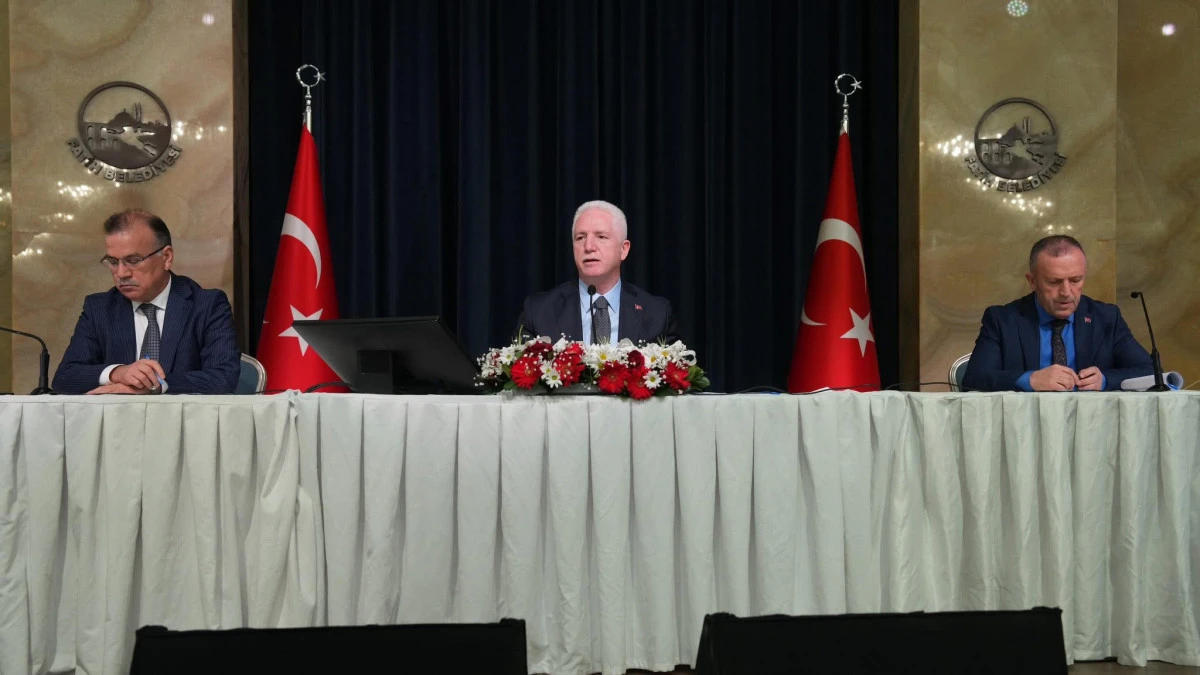 &Uuml;mraniye Kaymakamı Y&uuml;ksel &Ccedil;elik&rsquo;ten Anlamlı Ziyaretler: Merkez Bankası Başkanı Fatih Karahan, Şehit Aileleri ve Ailemiz İstanbul Heyecanı!