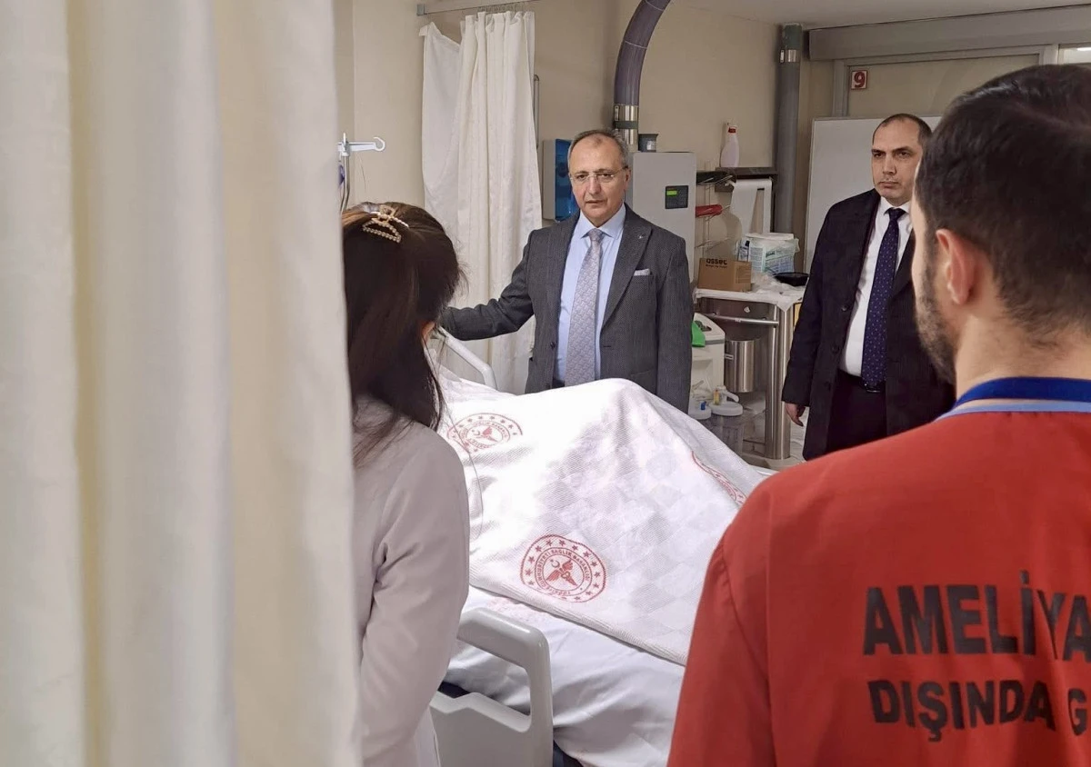 &Uuml;mraniye Kaymakamı Y&uuml;ksel &Ccedil;elik&rsquo;ten Duygu Dolu Ziyaretler: Hastane, Şehit Aileleri, Gaziler ve Engellilerle Anlamlı Buluşmalar