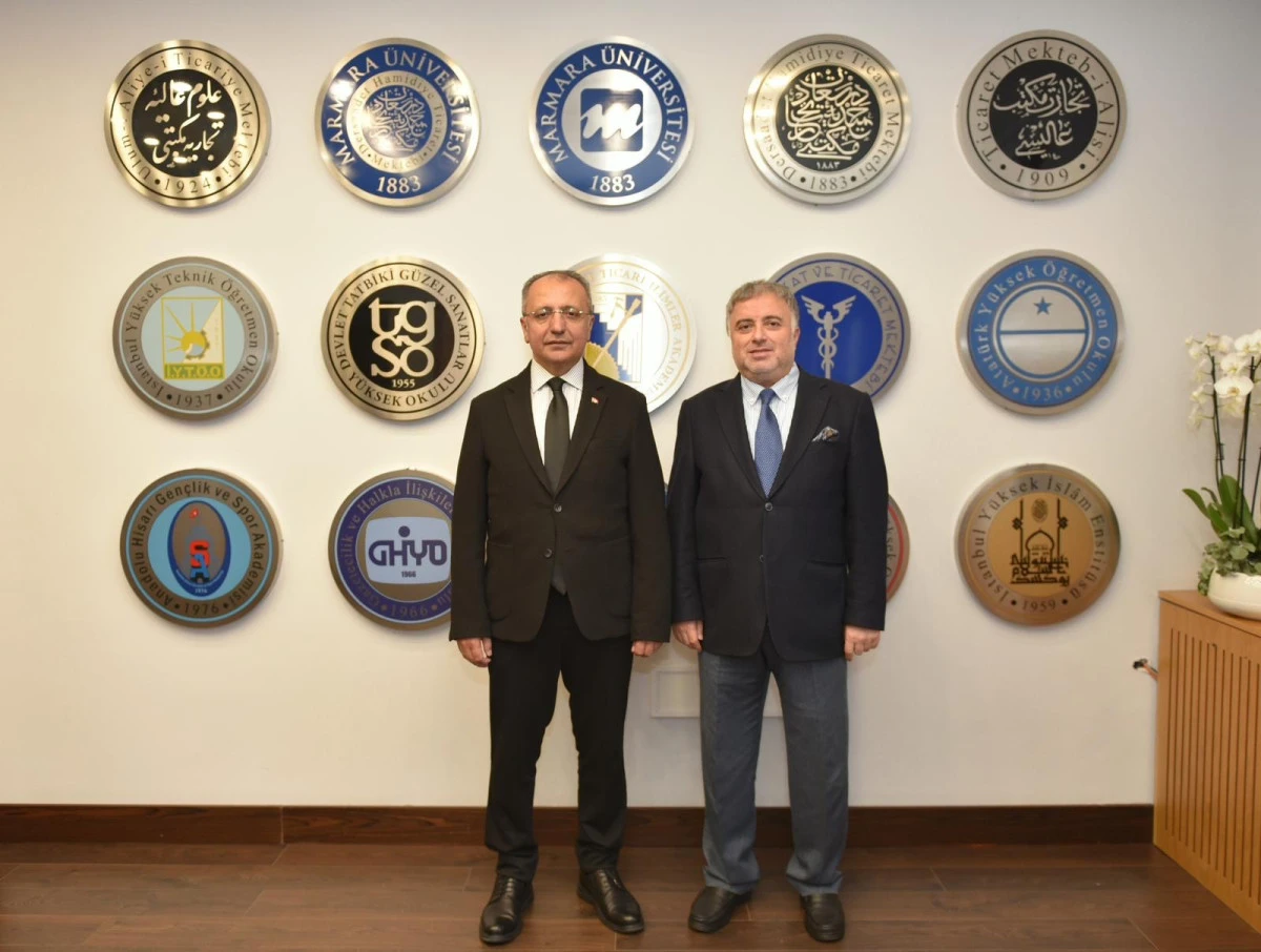 Ümraniye Kaymakamı Yüksel Çelik’ten Marmara Üniversitesi Rektörü Prof. Dr. Mehmet Emin Okur’a Anlamlı Ziyaret