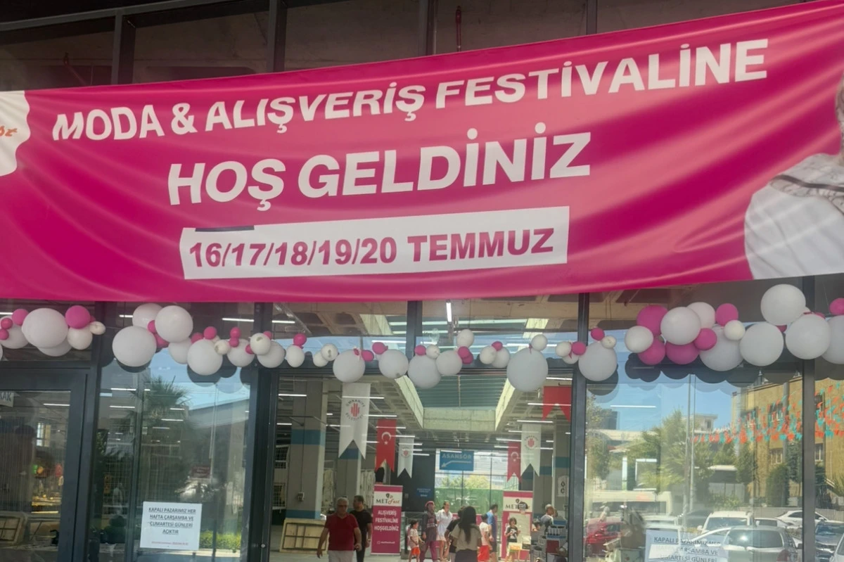 Ümraniye Yamanevler Kapalı Pazar’ına yoğun ilgi!