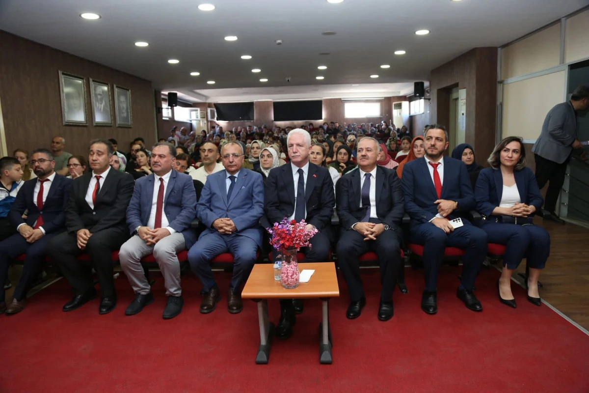 &Uuml;mraniye&rsquo;de Kağıt Kalem Oyunları Turnuvası Finali D&uuml;zenlendi!