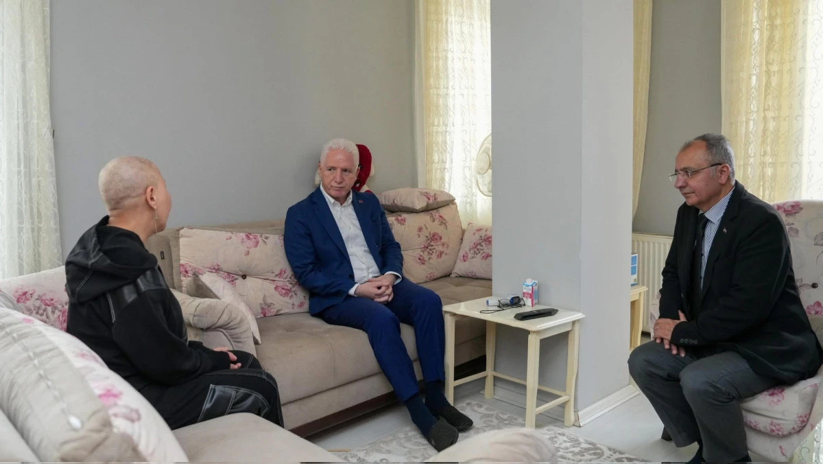 Vali Davut Gül ve Kaymakam Yüksel Çelik’ten Ailemiz İstanbul Projesi Kapsamında Sıcak Aile Ziyaretleri