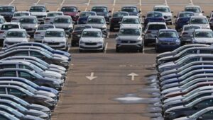 Rusya’da otomobil satışları nisanda yüzde 170 arttı 