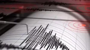 SON DAKİKA: Ege Denizi’nde 4 büyüklüğünde deprem